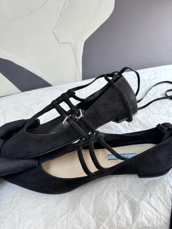 Prada | Suede Pointed Toe Lace-Up Flats Size 6 | Mint Condition | EU36 US6 - Picture 8 of 9